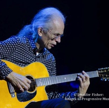 Steve Howe, Yes